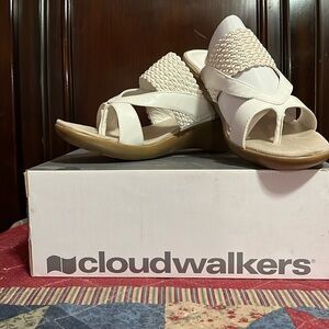 Cloudwalker Sandles
